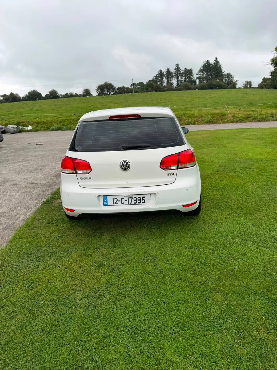 Volkswagen Golf 2012 - Image 4
