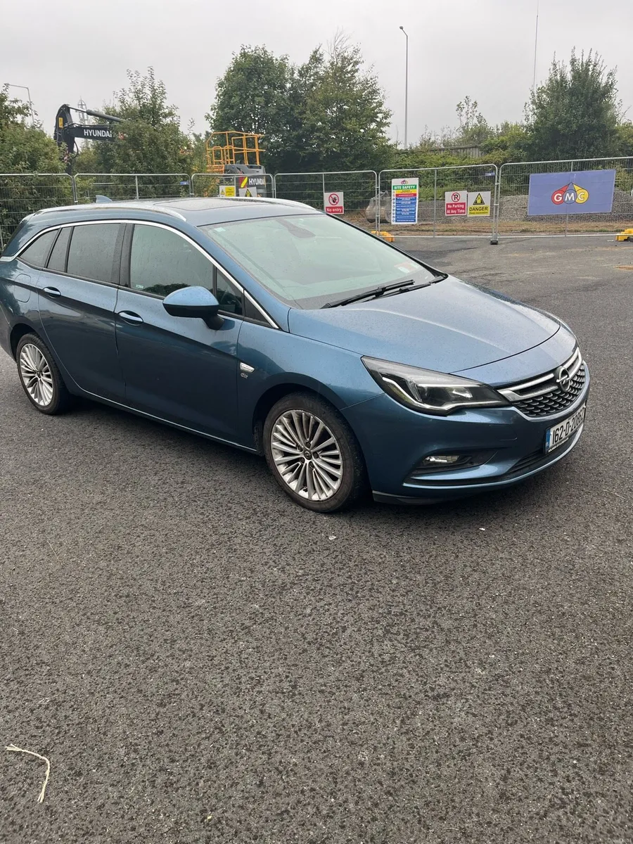 Opel Astra 1.6 Diesal Estate 2016 - Image 1