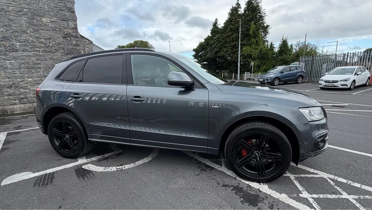 Audi Q5 S-line Quattro - Image 4