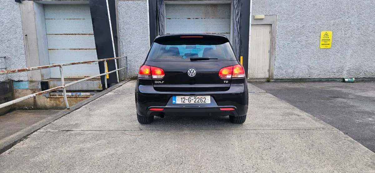 Volkswagen Golf R Line - Image 5