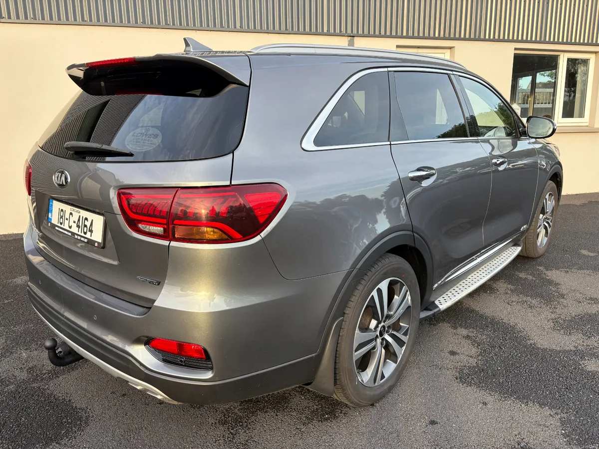 181 Kia Sorento GT-Line 2.2 CRDI 4WD Auto 7 Seater - Image 4