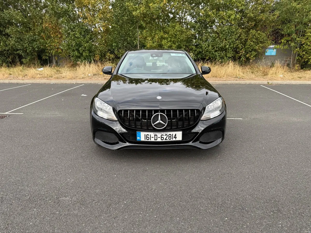 2016 Mercedes-Benz C220d SE 2.1 Manual - Image 2