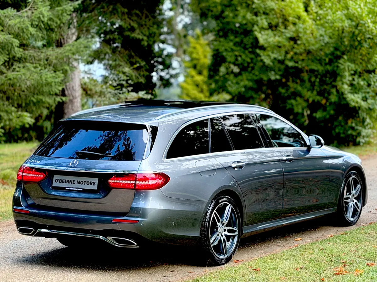 E220 AMG PREMIUM PLUS ESTATE * LOW KMS * - Image 6