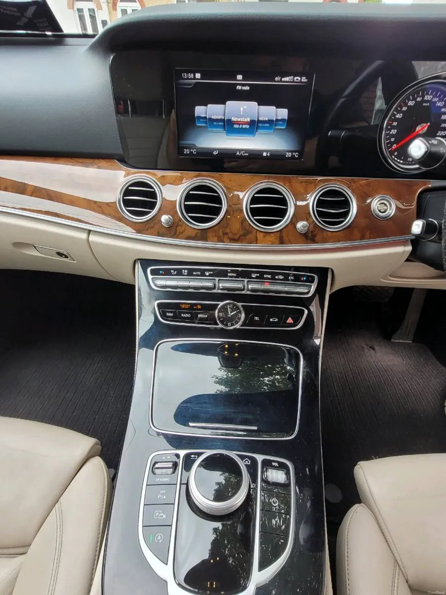 Mercedes E220 Avantgarde - Image 3