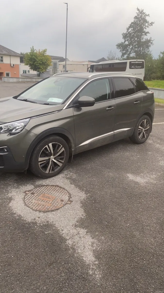 Peugeot 3008 - Image 2