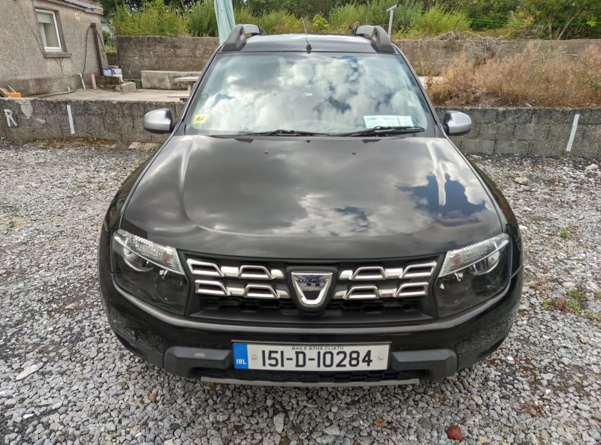 Dacia Duster Black Signature 2015 174k km - Image 1