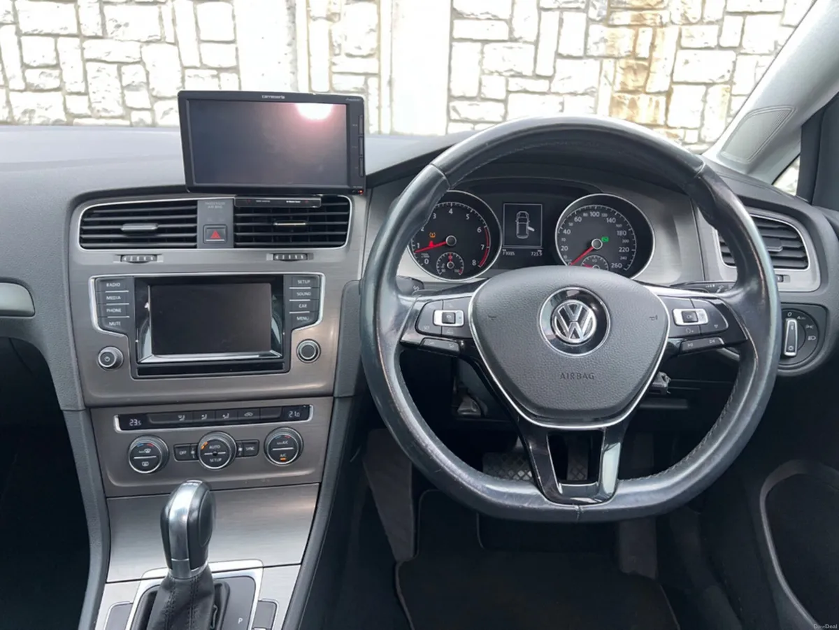 Volkswagen Golf 1.2 TSI SE - Image 5
