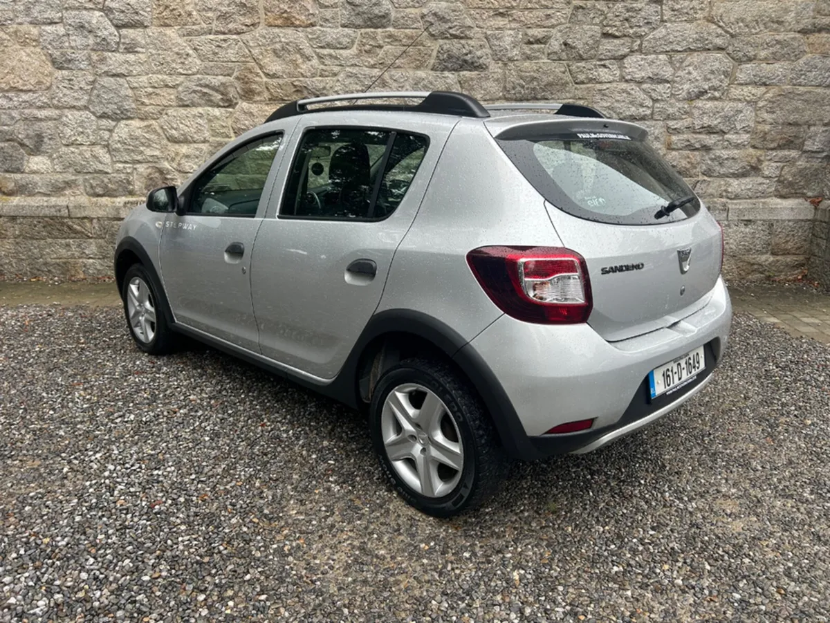 Dacia Sandero STEPWAY ALTERNATIVE 1. 1.5 DCI 90 - Image 2
