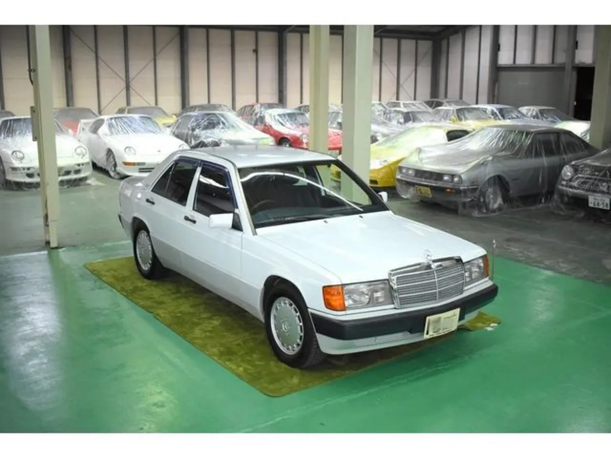 MERCEDES BENZ 190 CLASS 190D 2.5 Diesel - Image 2