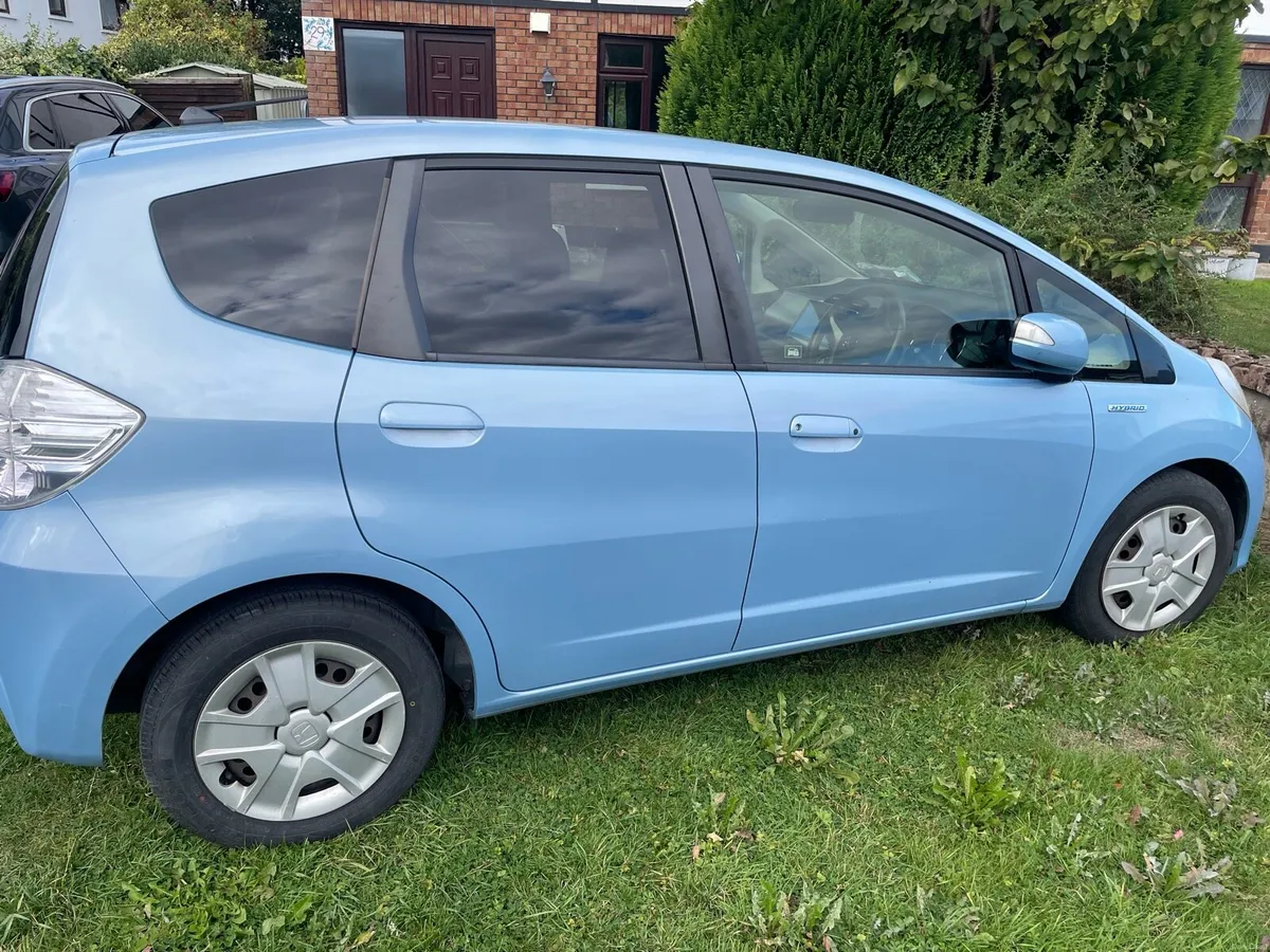 Honda Fit, petrol hybrid, automatic, 2013 - Image 5