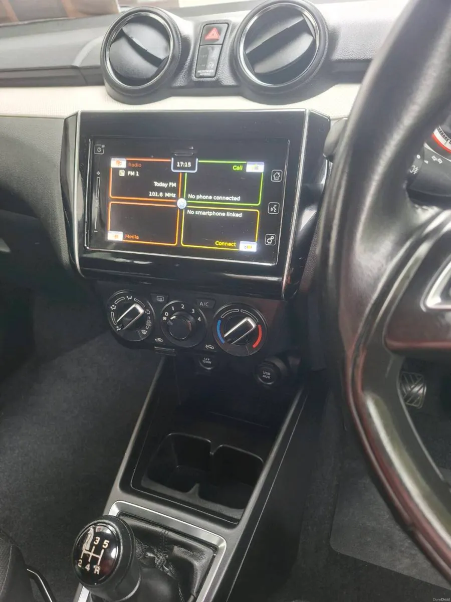 2022 Suzuki Swift - Image 2