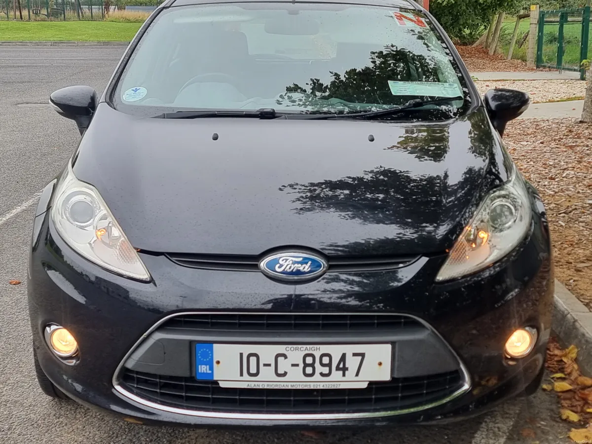 Ford Fiesta 2010 petrol ⛽️ nct&tax €2650 - Image 5