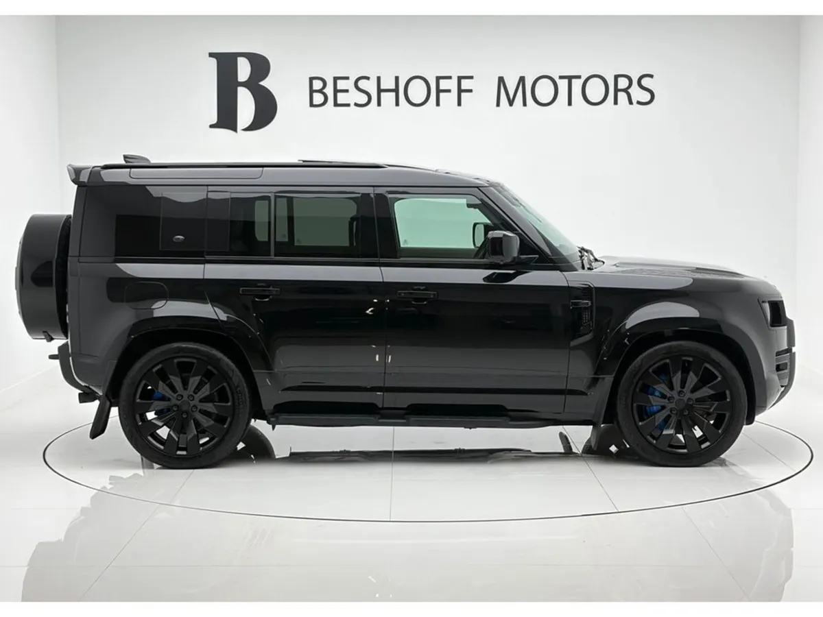 Land Rover Defender P400e URBAN=HUGE SPEC//ONLY 20 - Image 6