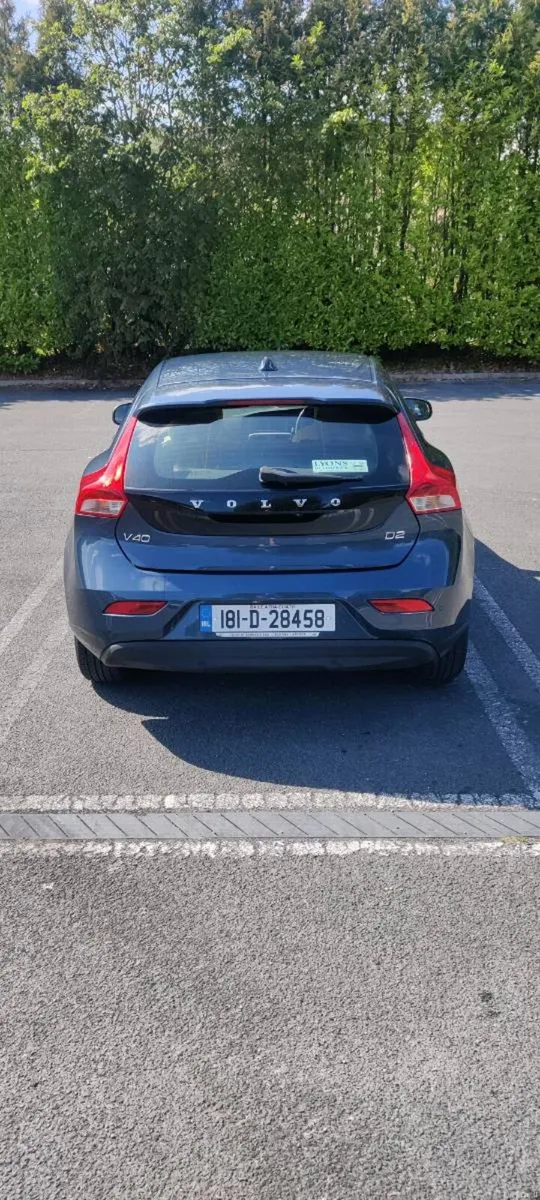 Volvo V40 D2 Momentum - Image 5