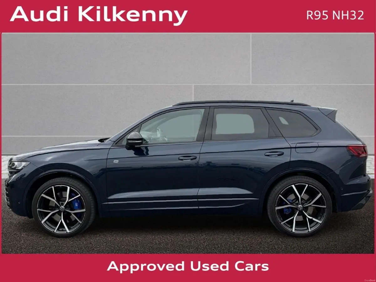 Volkswagen Touareg * Very High Spec * 3.0 TSI PHEV - Image 3
