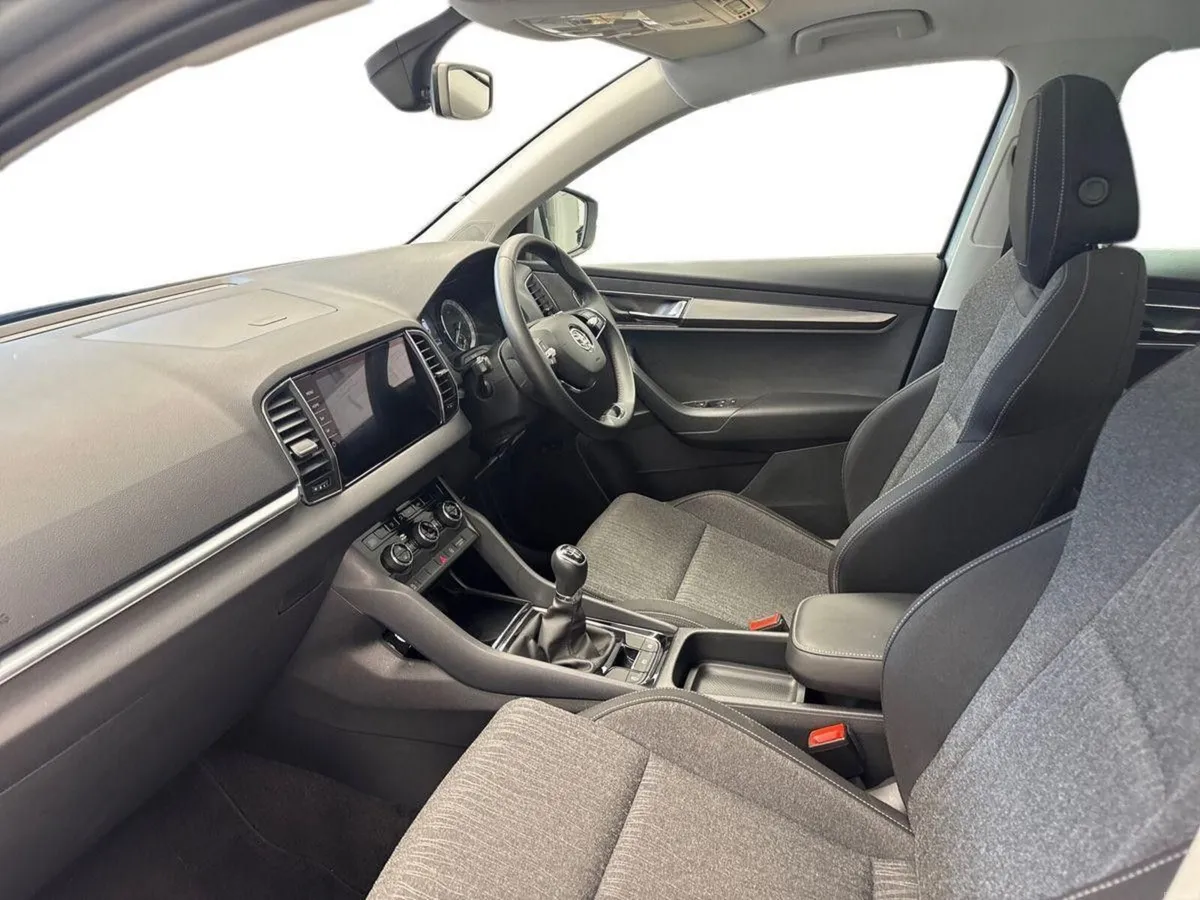 Skoda Karoq 1.6TDI STYLE *PAN ROOF* €85 PER WEEK - Image 2