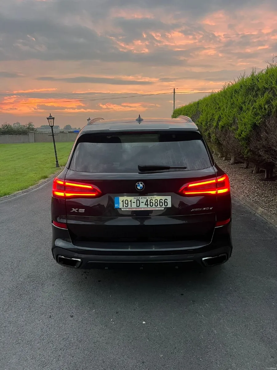 BMW X5 3.0 DIESEL 2019 - Image 2