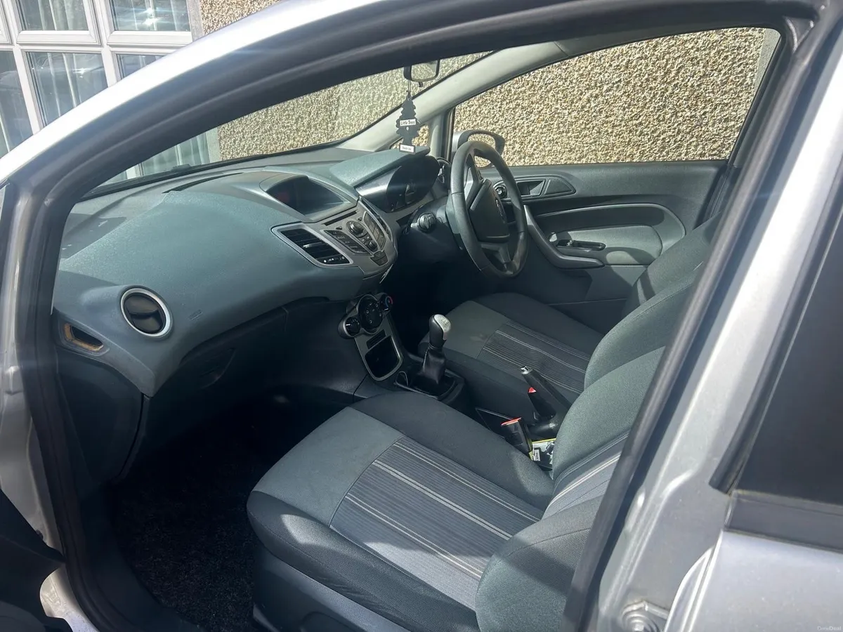 Ford Fiesta 2010 *NEW NCT* - Image 5