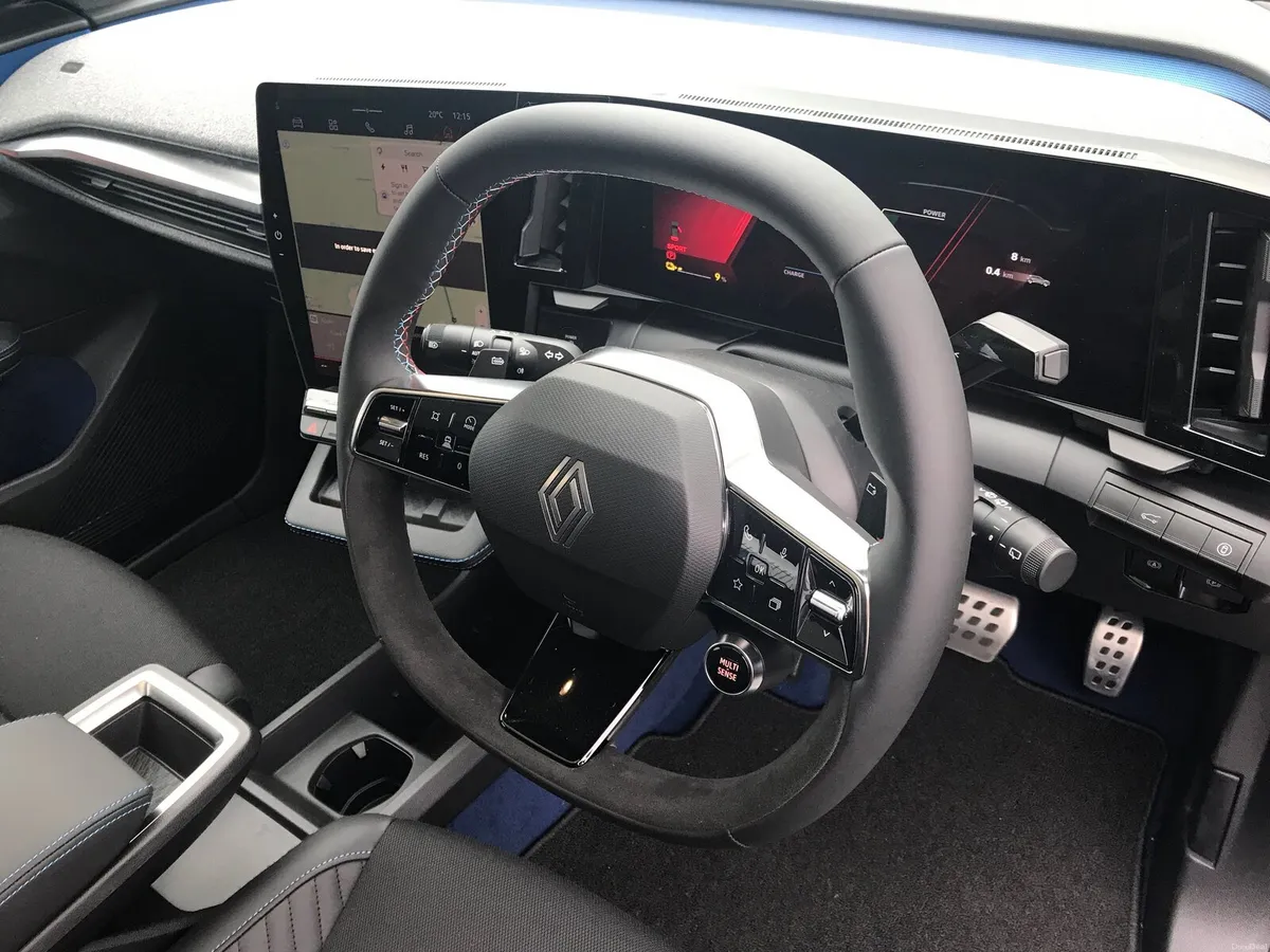 Scenic E-Tech Iconic Esprit Alpine 87 KWh 220 hp - Image 6