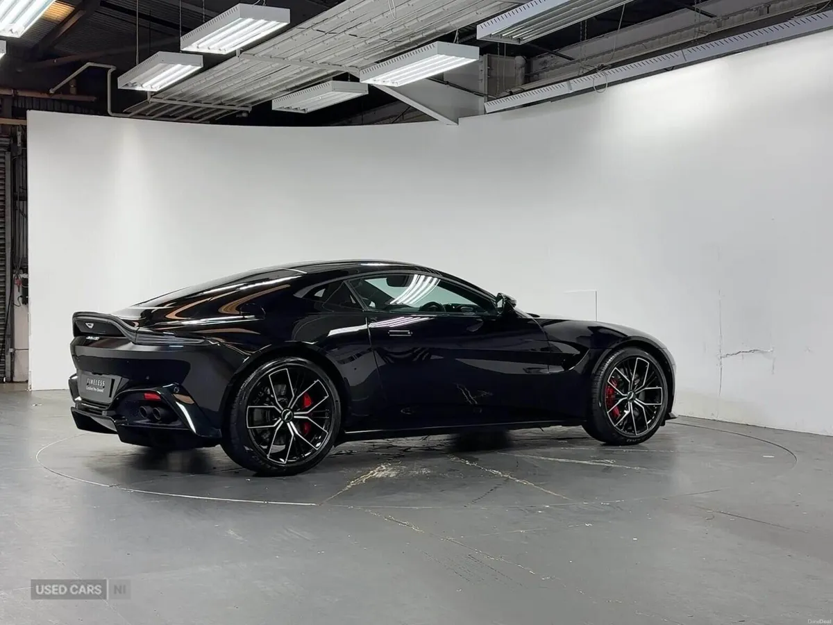 Aston Martin Vantage 4.0 V8 Coupe 2Dr Petrol Auto - Image 4