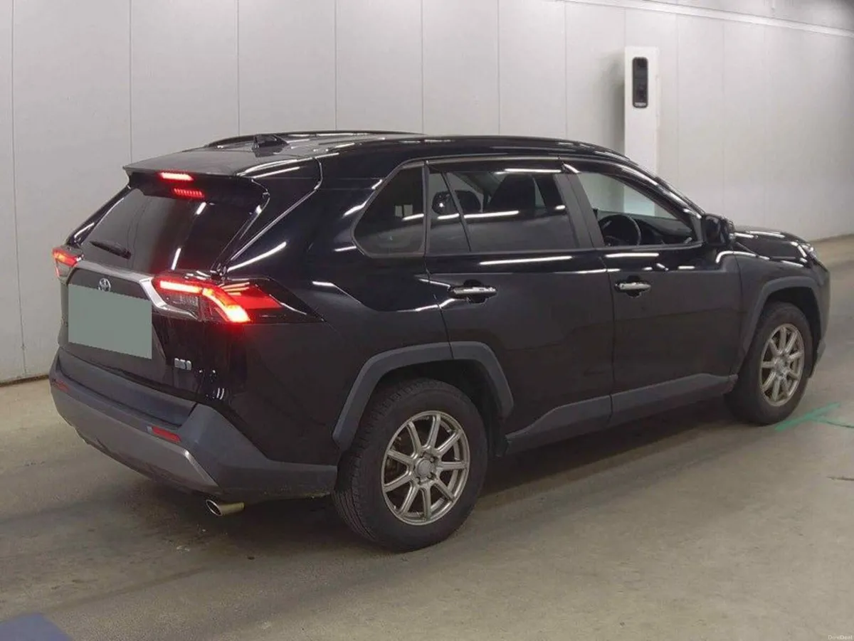 Toyota RAV4 4WD HYBRID G - Image 4