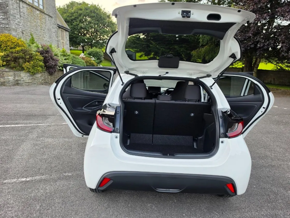 Toyota Yaris 2020 - Image 6