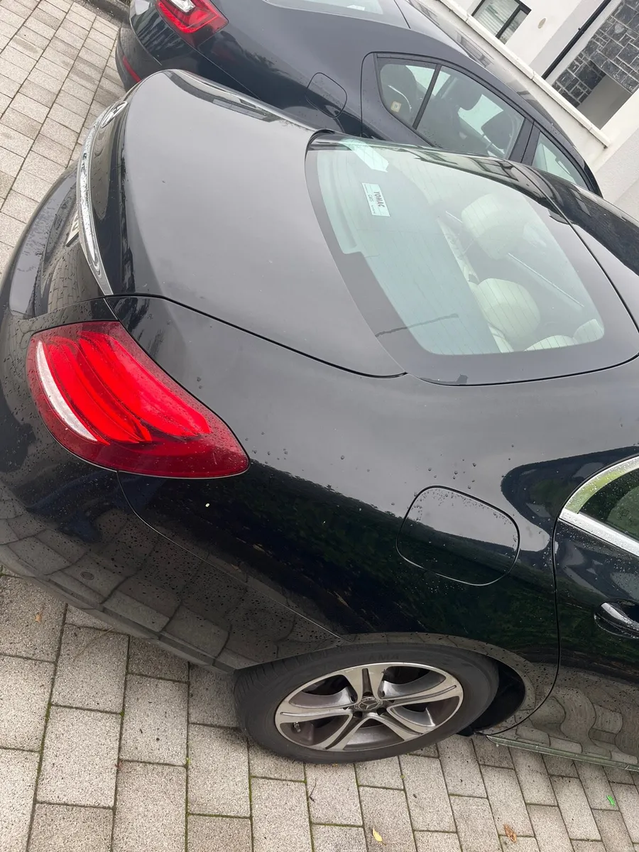 Mercedes-Benz E200D 2018 - Image 3