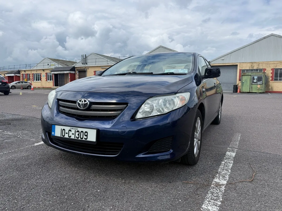 Toyota corolla - Image 1