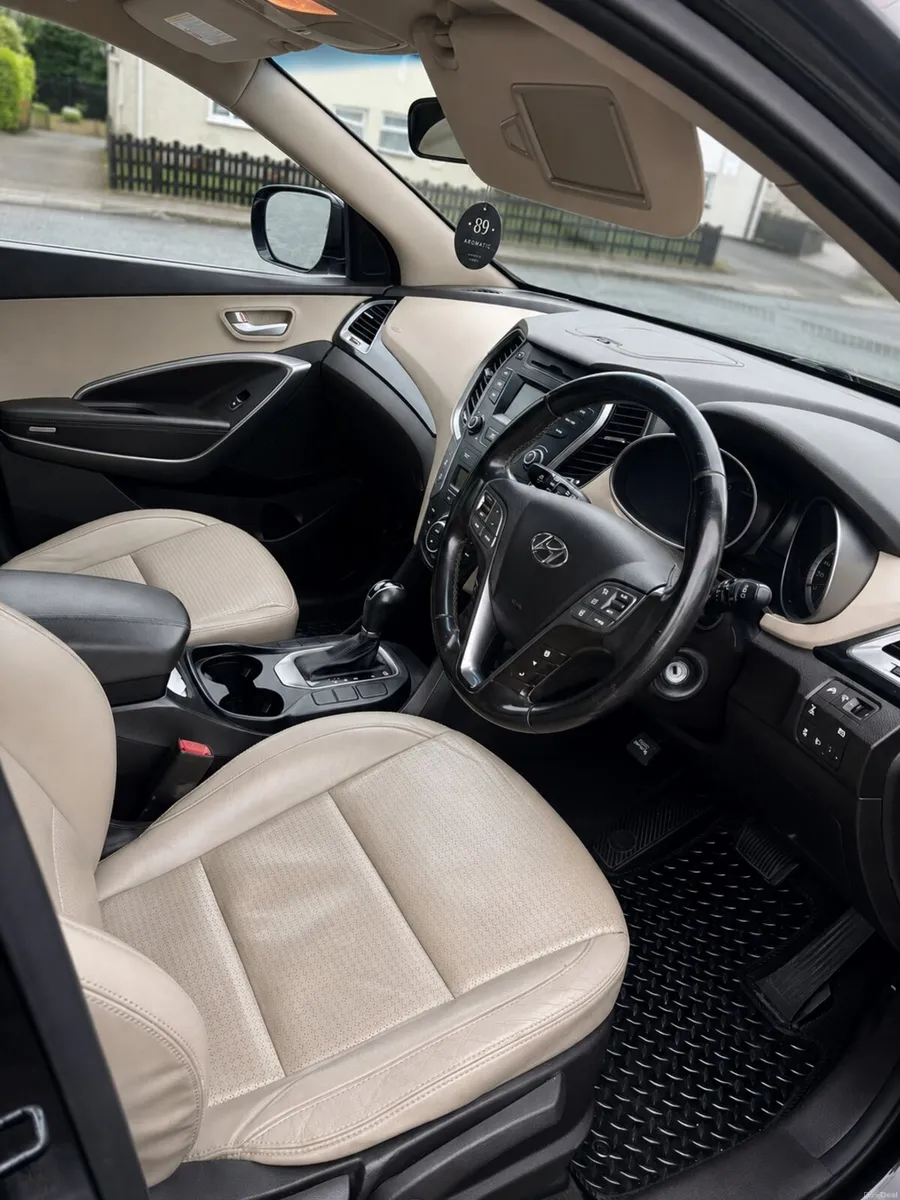 Hyundai Santa Fe - Image 4