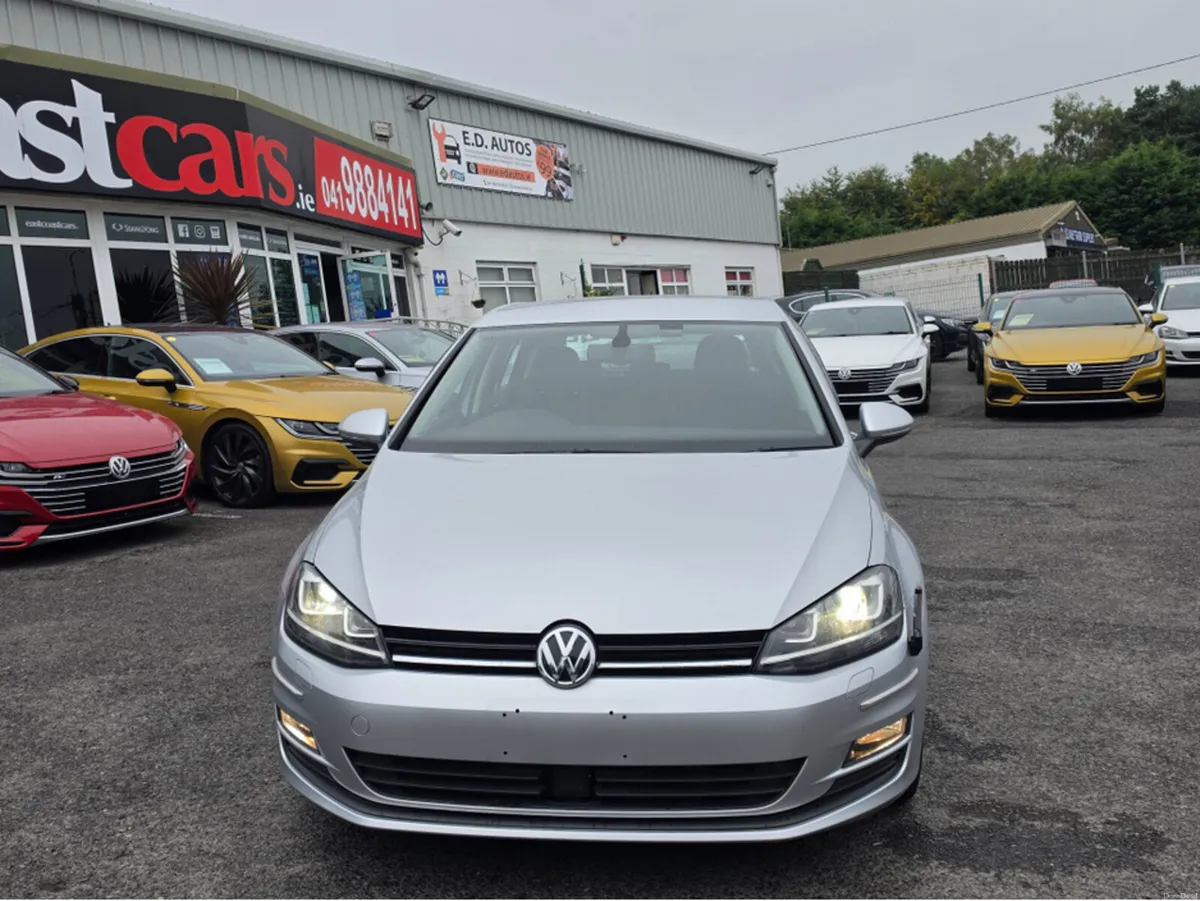Volkswagen Golf ONLY 9725 KM ! !! 1.2 TSI AUTOMATI - Image 2