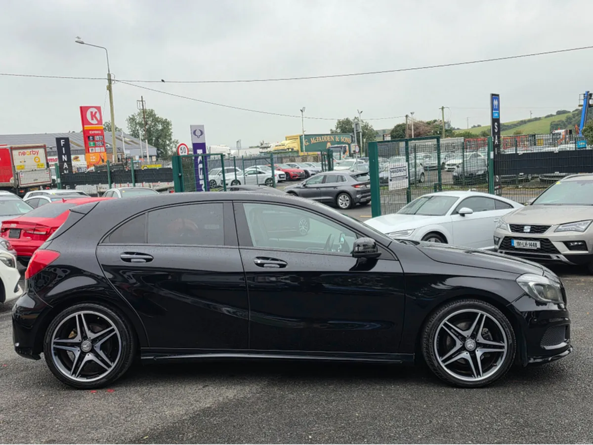 Mercedes-Benz A-Class A180 AMG INTERIOR HALF LEATH - Image 3
