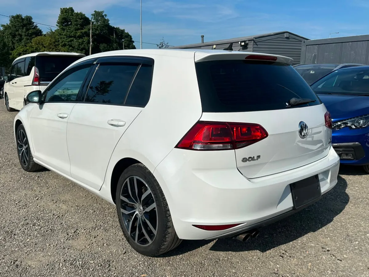 Volkswagen Golf 1.4L Petrol Automatic Full Leather - Image 6