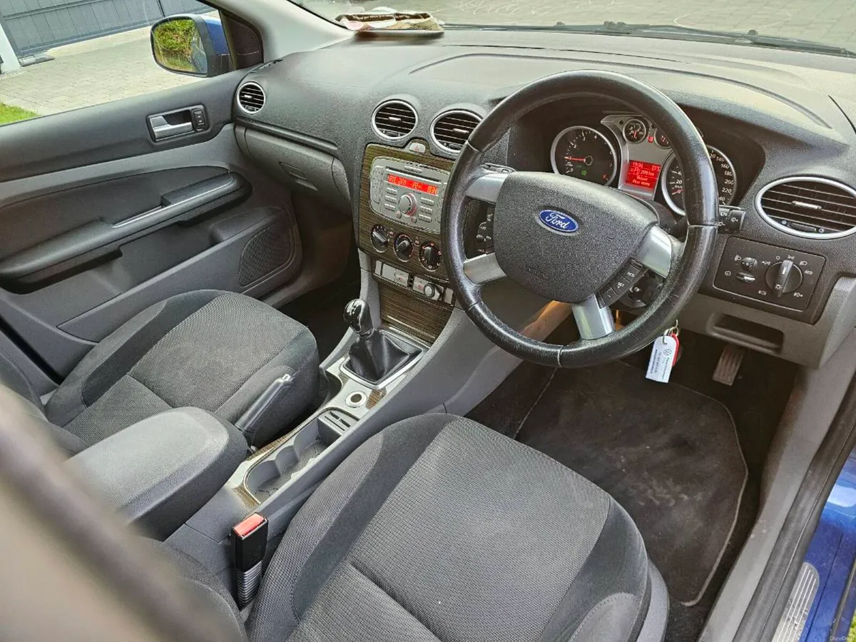 2008 Ford Focus 1.6 manual tax+nct - Image 5