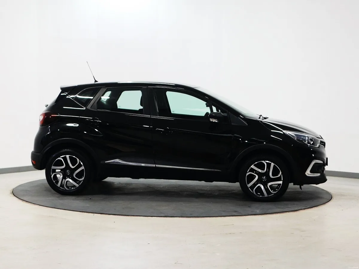 *31* 2017 Renault Captur 1.5 DYNAMIQUE NAV - Image 2