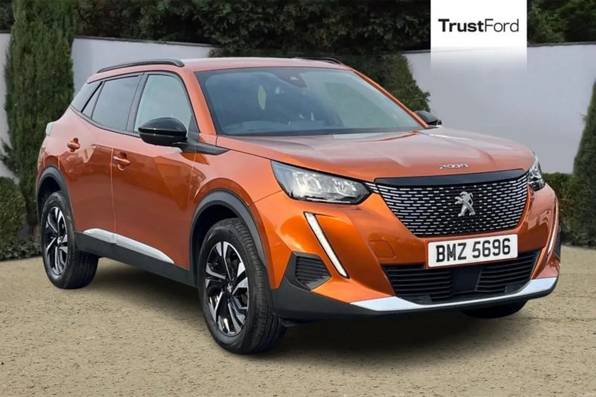 Peugeot 2008 1.2 PureTech Allure Premium + SUV 5dr - Image 1
