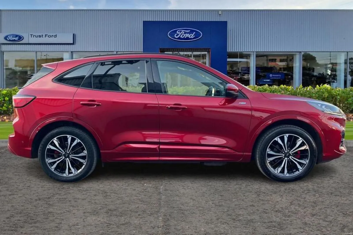 Ford Kuga 2.5 PHEV ST-Line X Edition 5dr CVT - Image 3