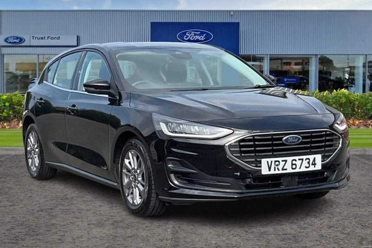 Ford Focus 1.0T EcoBoost MHEV Titanium Hatchback 5 - Image 1