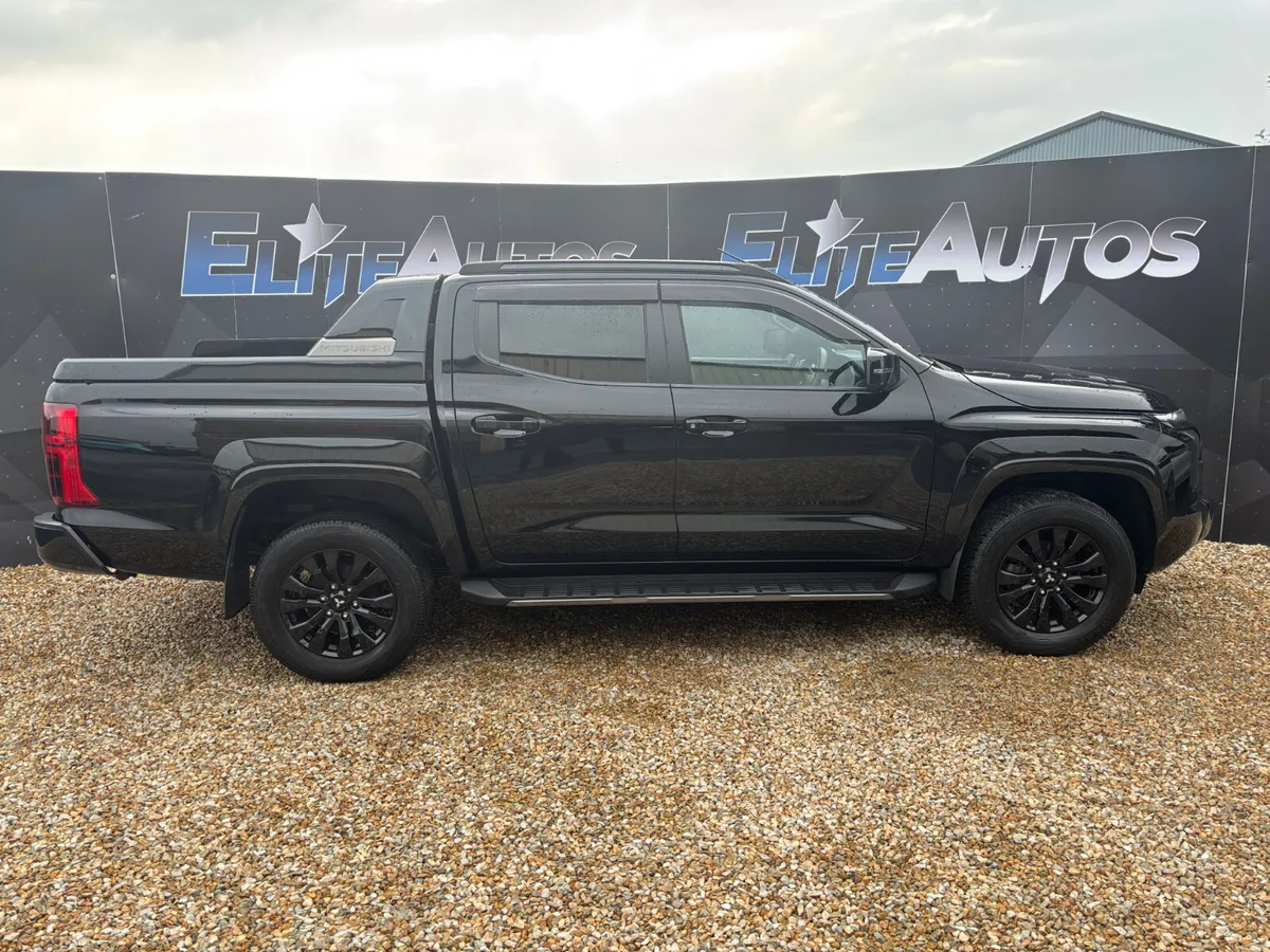 Mitsubishi L200 Triton Automatic 2024 HUGE SPEC!! - Image 4