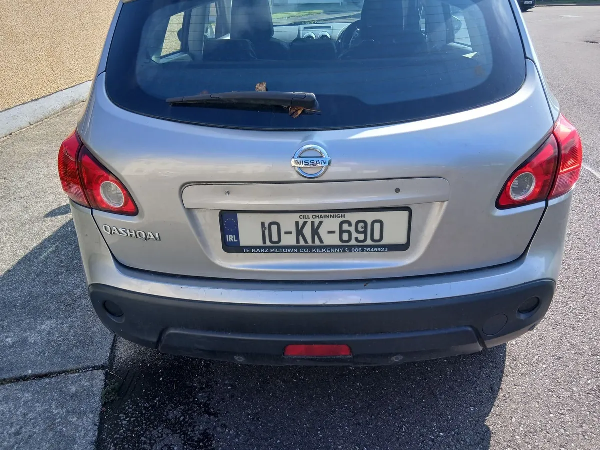 Nissan Qashqai 2010 - Image 2