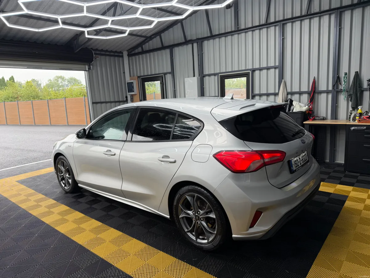 Ford Focus 2019 ST Line 1.0 Petrol - Image 6