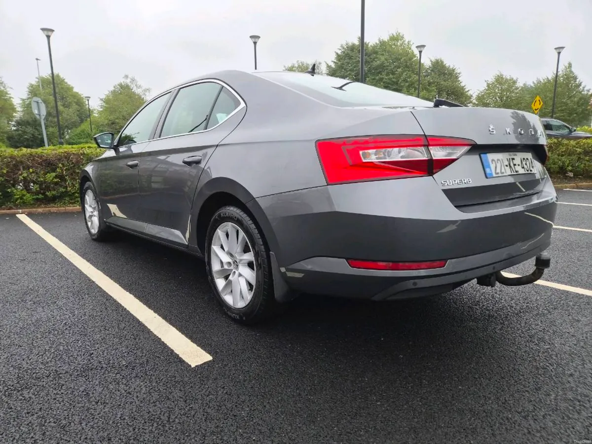 2022 Skoda TDI 2.0 SE 6 Speed manual - Image 5