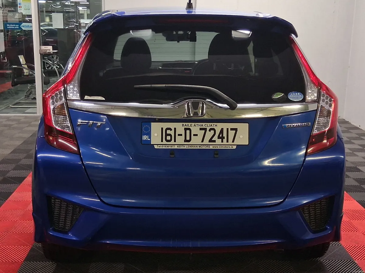 2016 Honda Fit *Petrol Hybrid Automatic* - Image 5