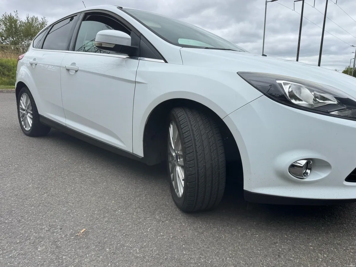 Ford focus - Image 5