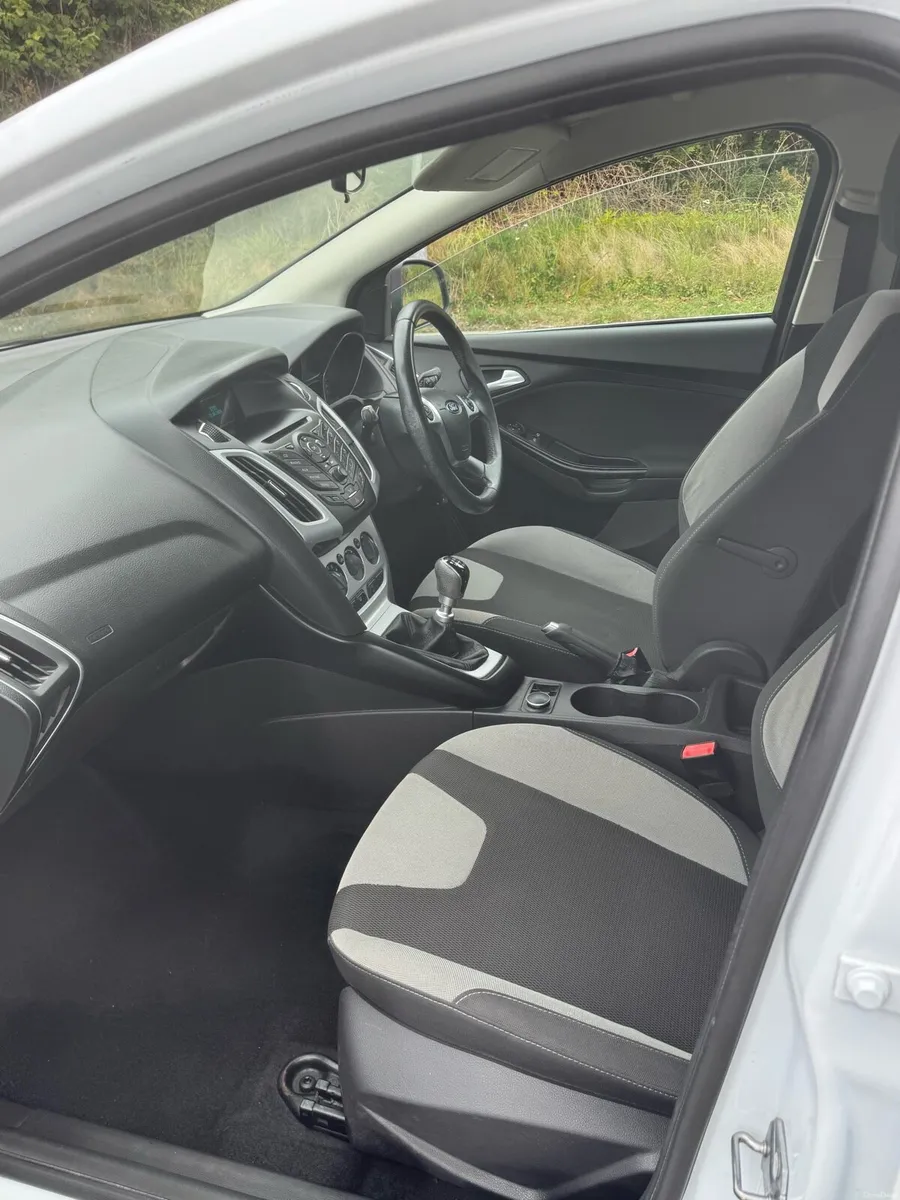 Ford focus - Image 6