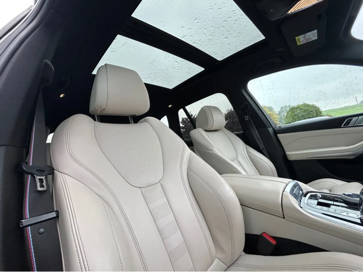 BMW X5 XDRIVE45E  M SPORT* IVORY /CARBON BLACK* PA - Image 4