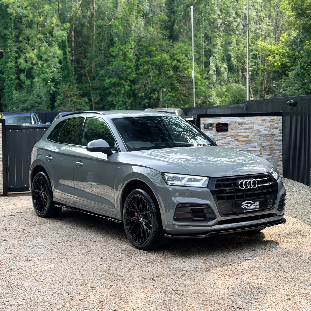 2019 (192) Audi Q5 S Line Competition TFSI e Quatt - Image 1