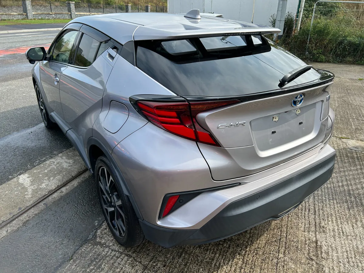 TOYOTA CHR 2020, 1.8 HYBRID AUTO LOW KM HIGH SPEC - Image 2