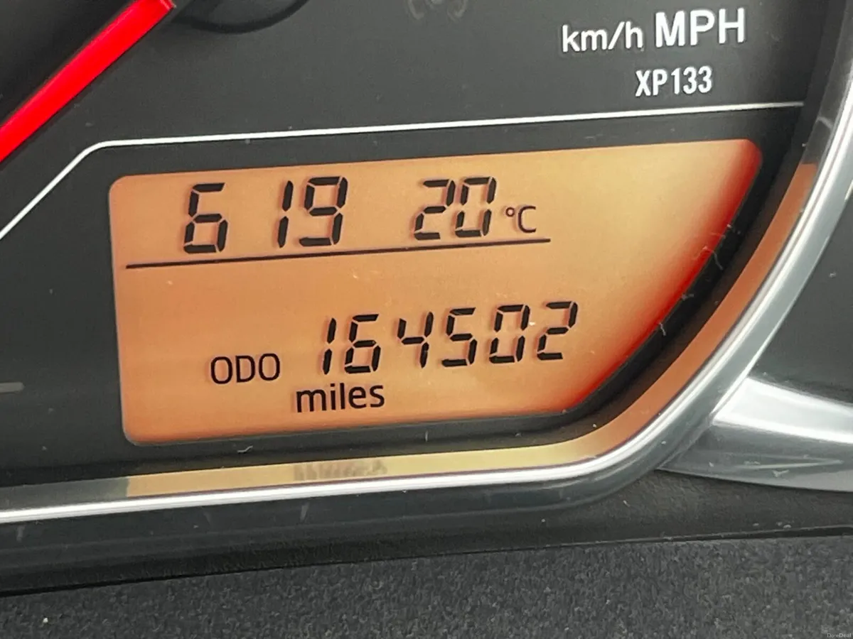 Toyota Yaris 2016 - Image 4