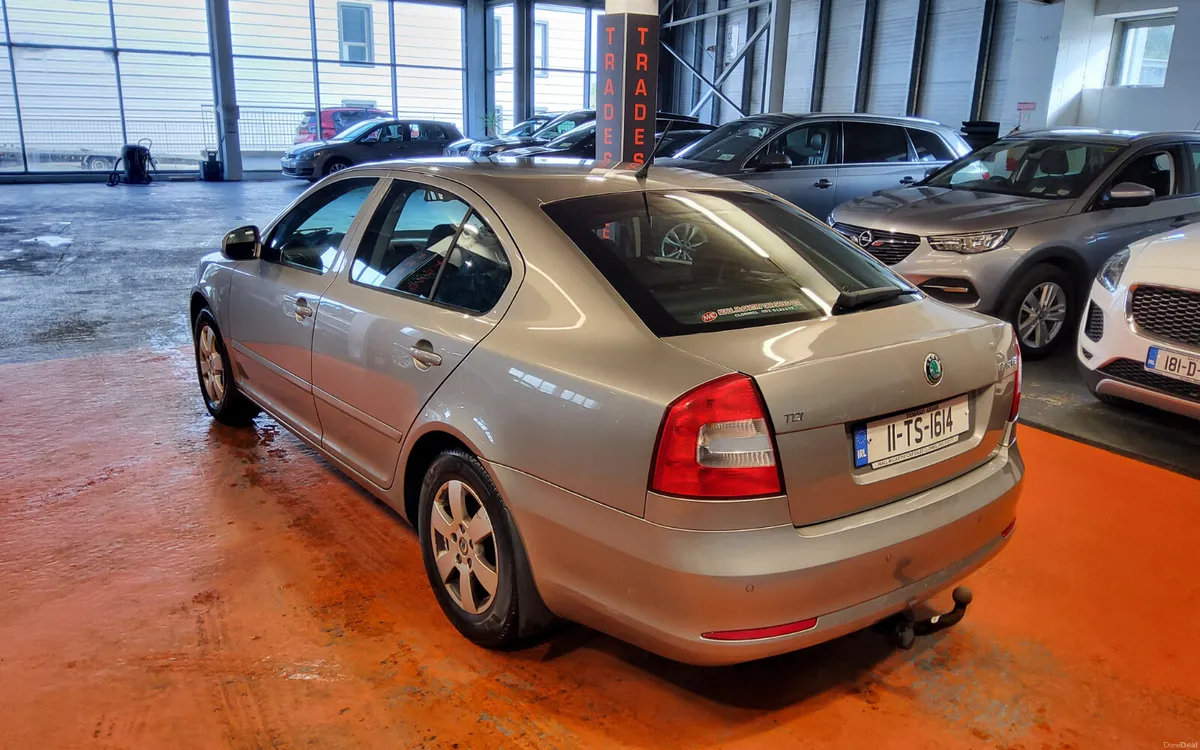 Skoda Octavia 2011 - Image 5