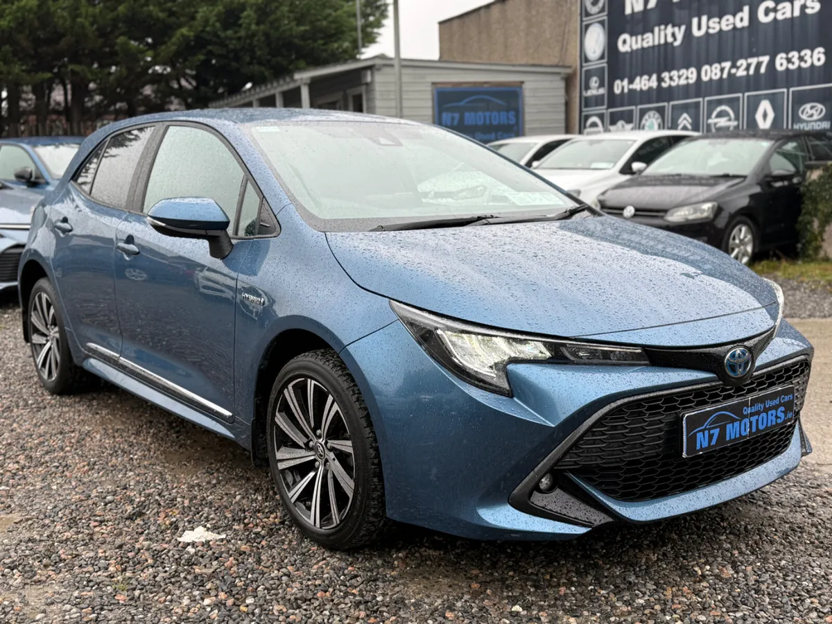 2022 Toyota Corolla 1.8 HYBRID LUNA  AUTO - Image 1